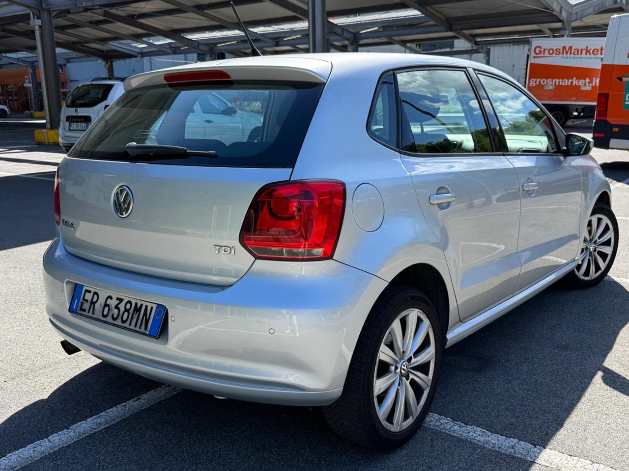 Volkswagen Polo 1.6 TDI tagliandi solo casa madre 2014
