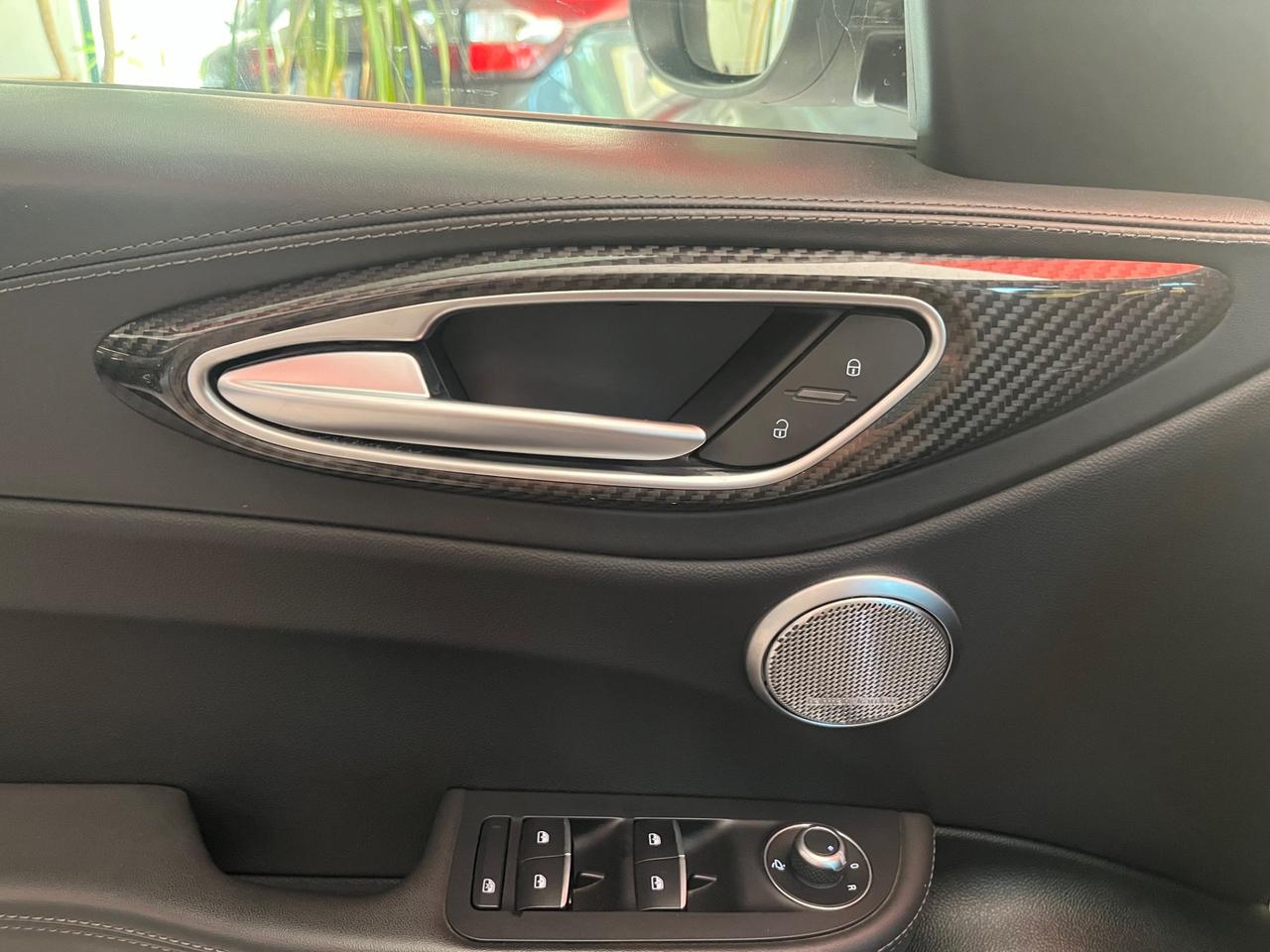 Alfa Romeo Giulia 2.2 210 CV Q4 HARMAN KARDON FULL!