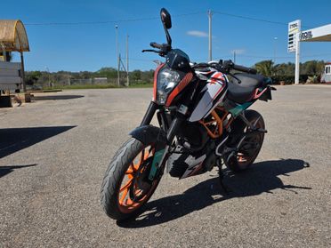 Ktm 390 Duke racing