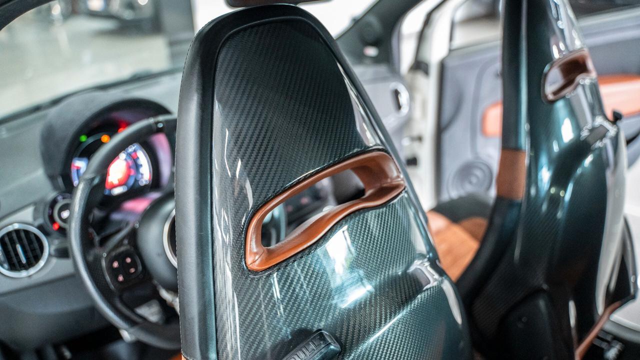 Abarth 595 Competizione 1.4 T JET 180 CV AUTO SABELT BEATS CARBON AKRAPOVIC FULL OPTIONAL