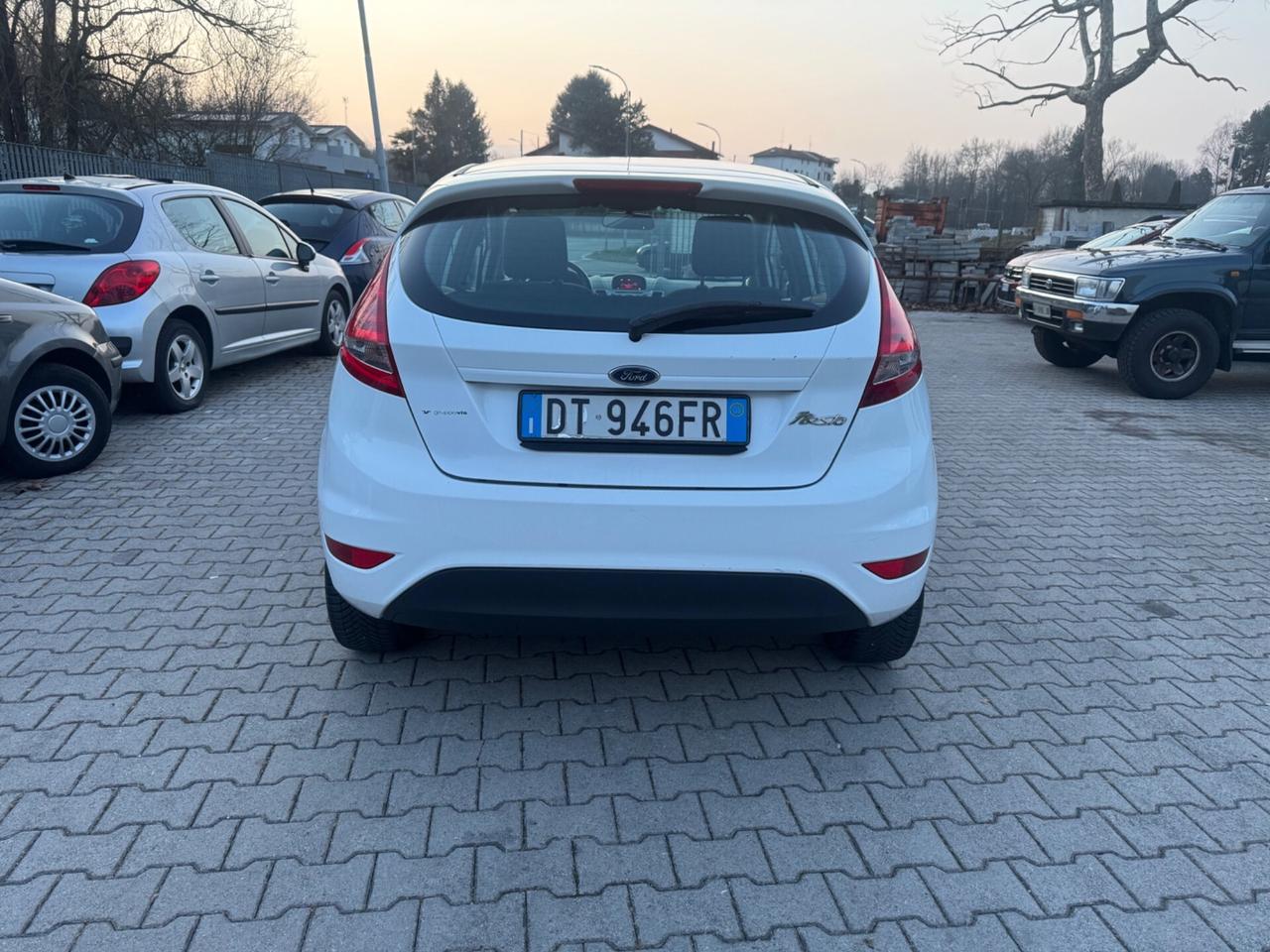 Ford Fiesta 1.2 16V 5p. Ghia