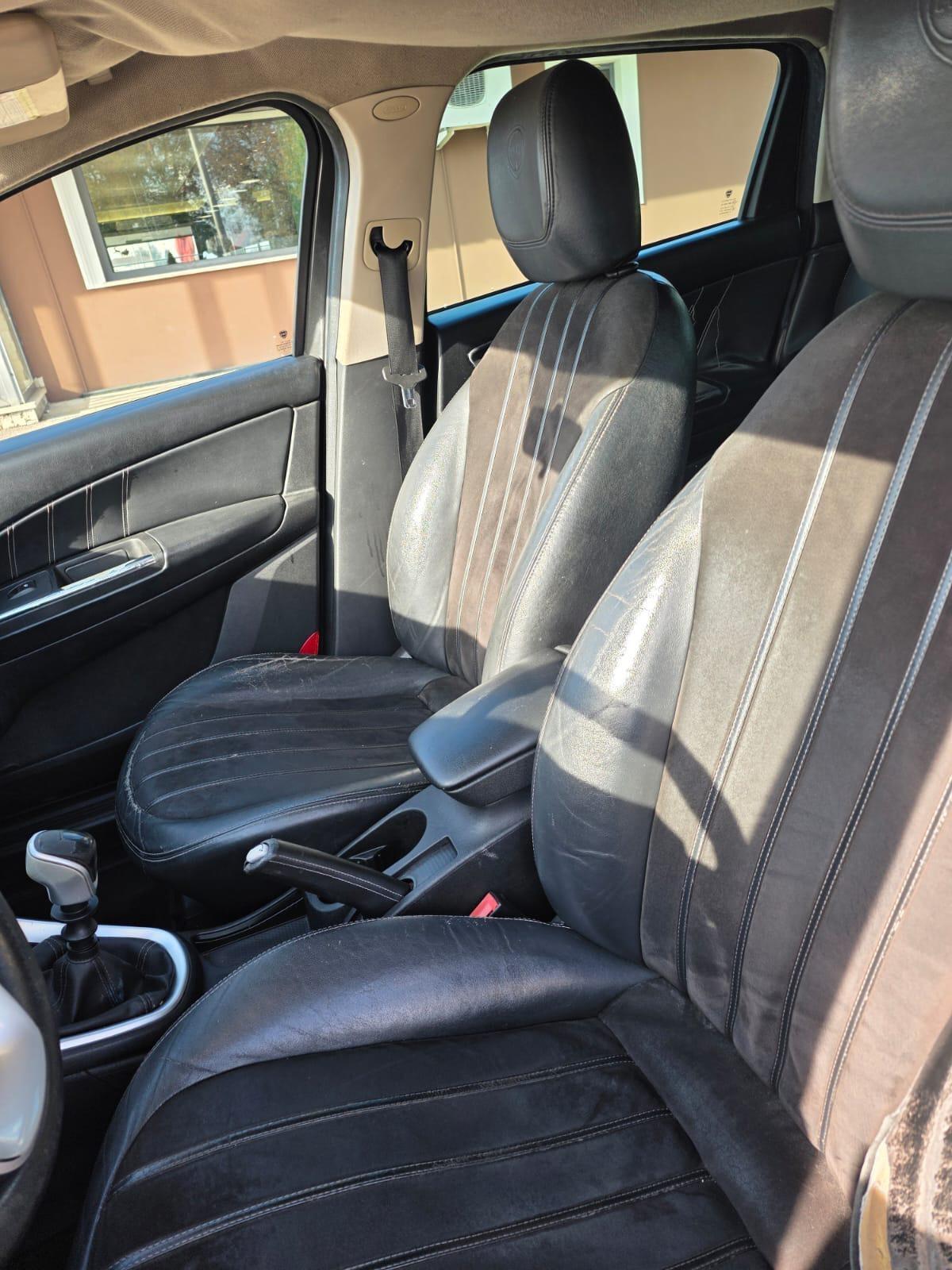 Lancia Delta 1.6 MJT 120 cv 2011