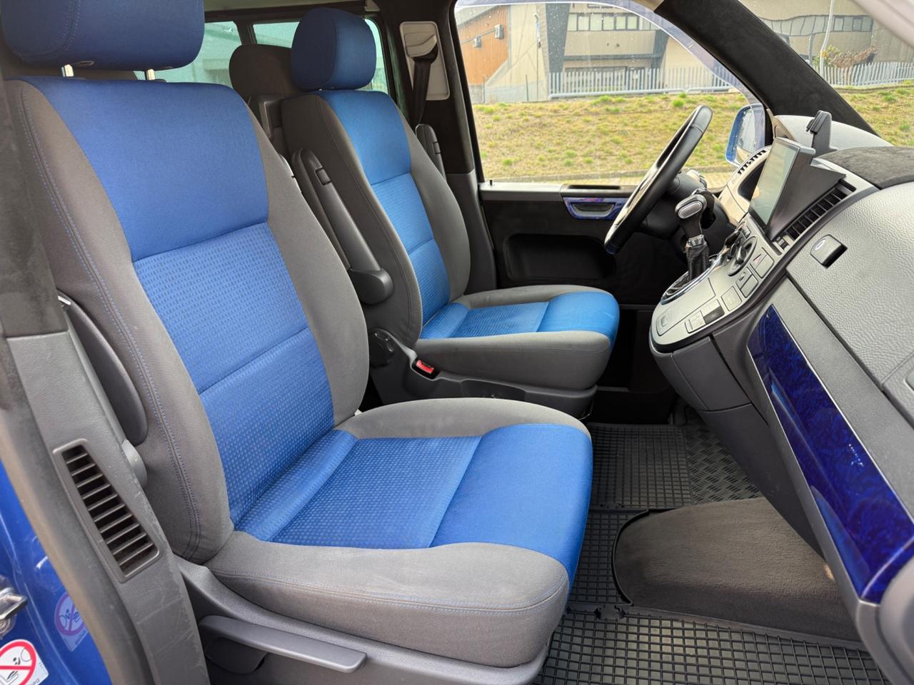 Multivan 2.5 TDI/174CV !!! MOTORE NUOVO !!! 7 posti Autom