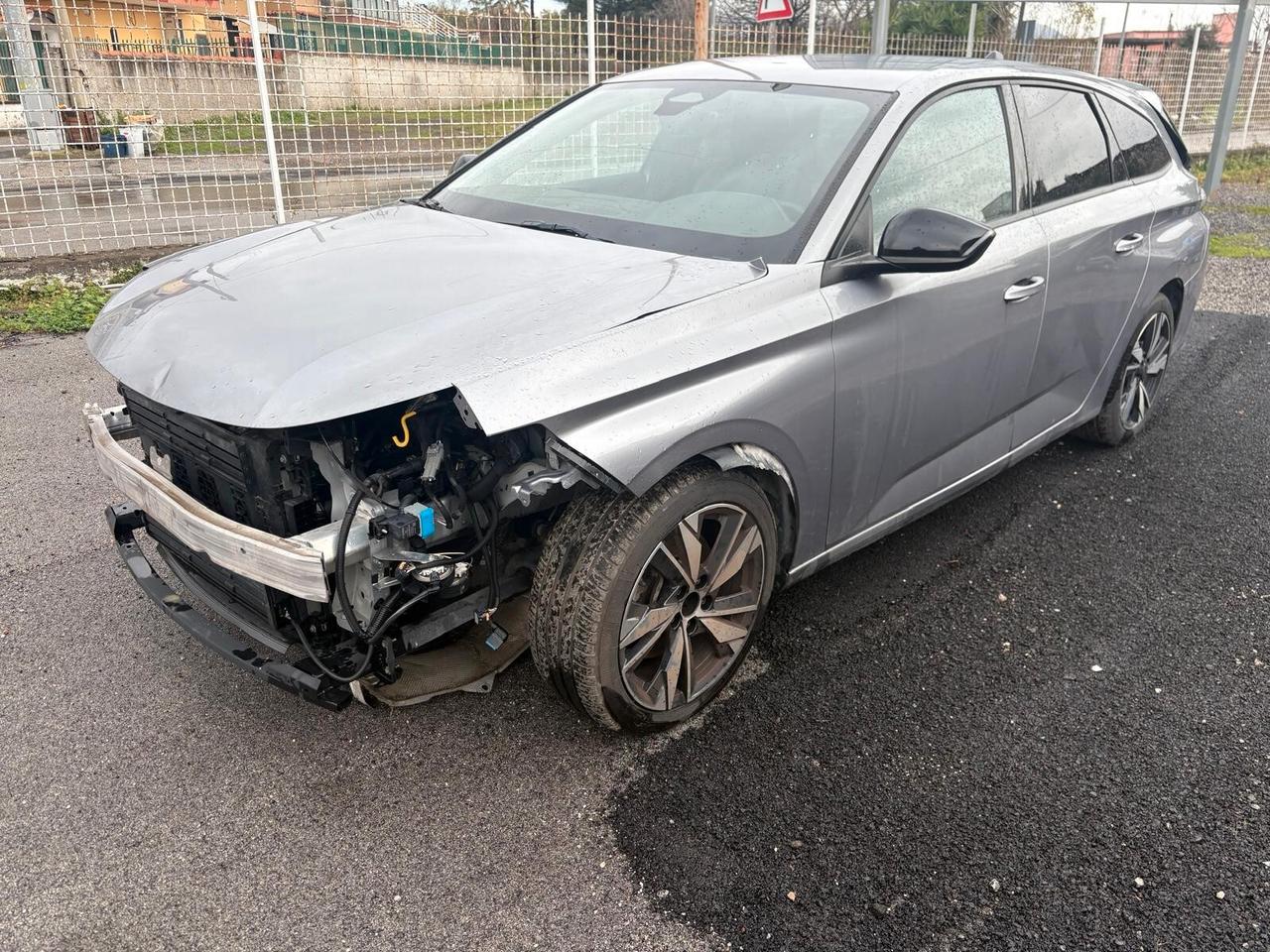 Peugeot 308 BlueHDi 130 S&S EAT8 SW Allure Pack SINISTRATA