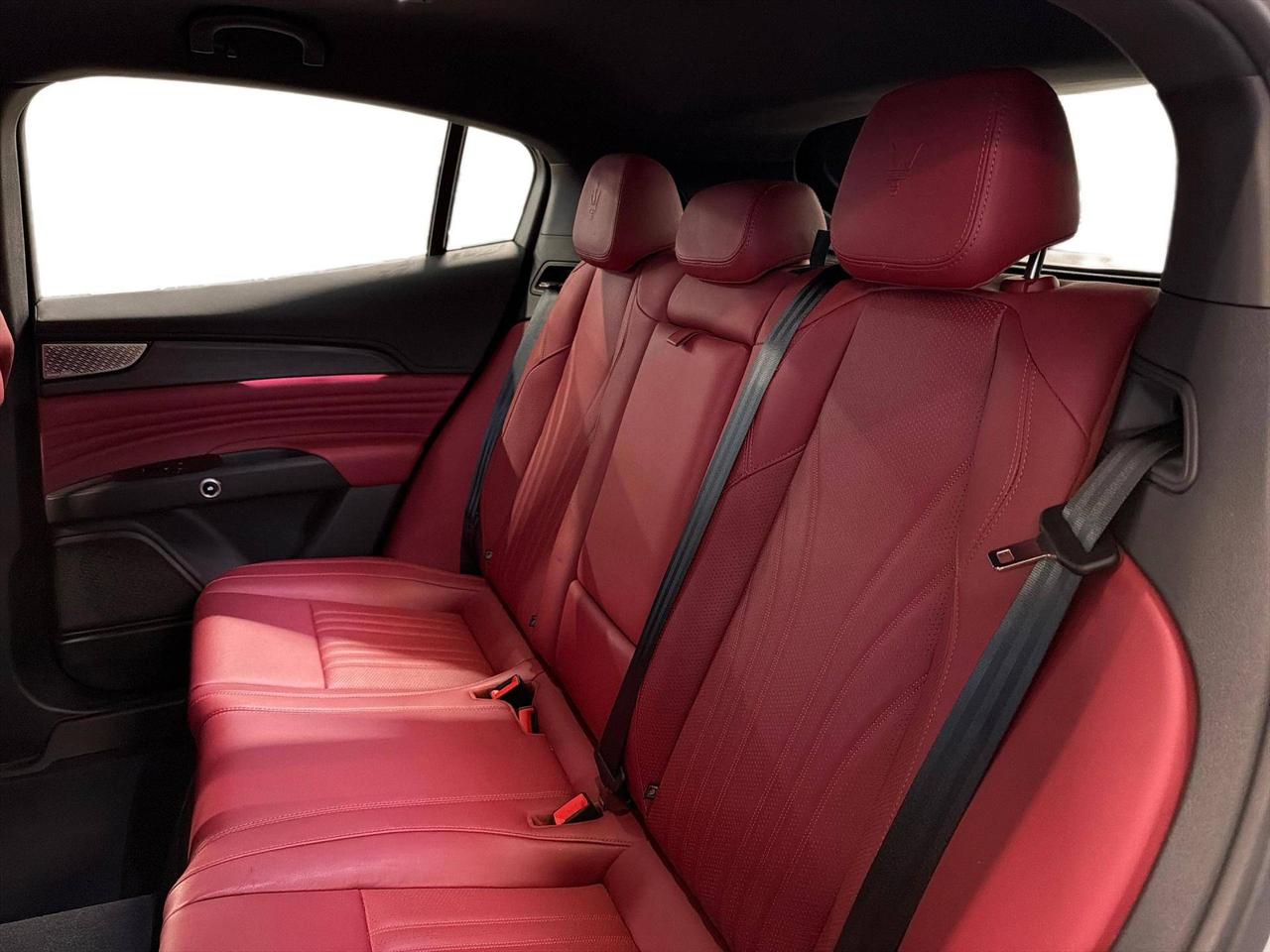 Maserati Grecale 2.0 mhev GT 300cv