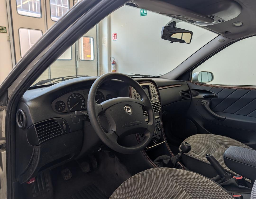 LANCIA Lybra - 1.9 JTD cat Station Wagon LX