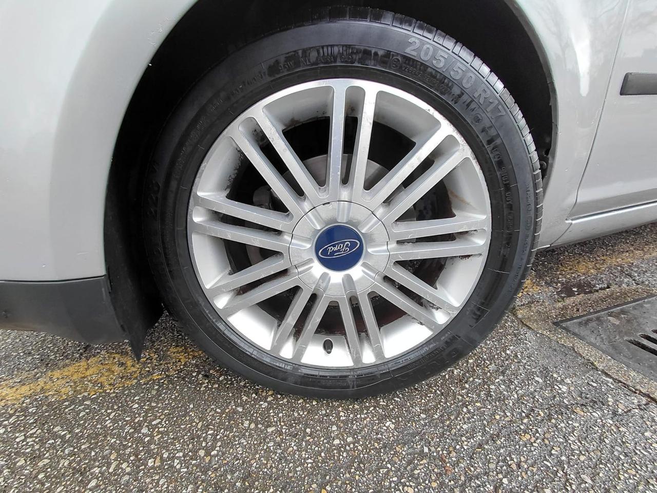 Ford Focus Ghia 1.6 TDCi DPF #9246