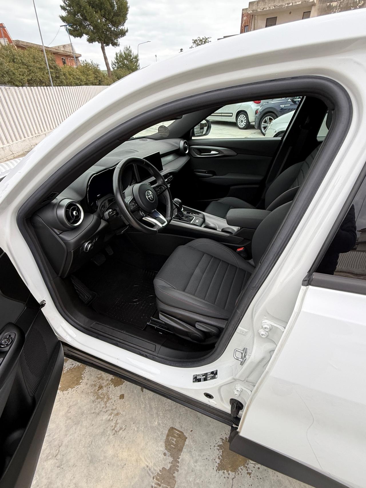 Alfa Romeo Tonale 1.6 diesel 130 CV TCT6 Sprint