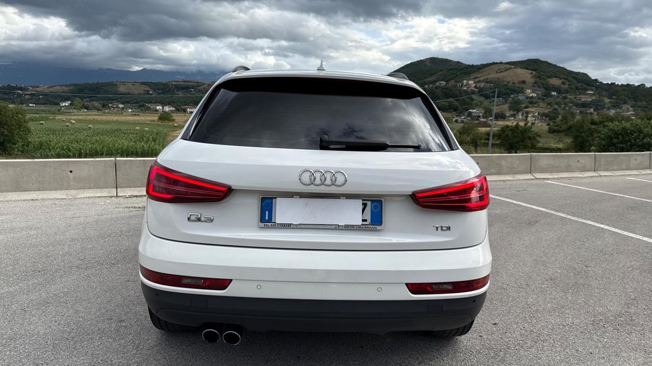 Audi Q3 2.0 TDI 120 CV