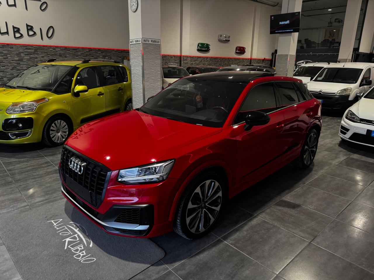 Audi Q2 SQ2 TFSI quattro S tronic sport attitude