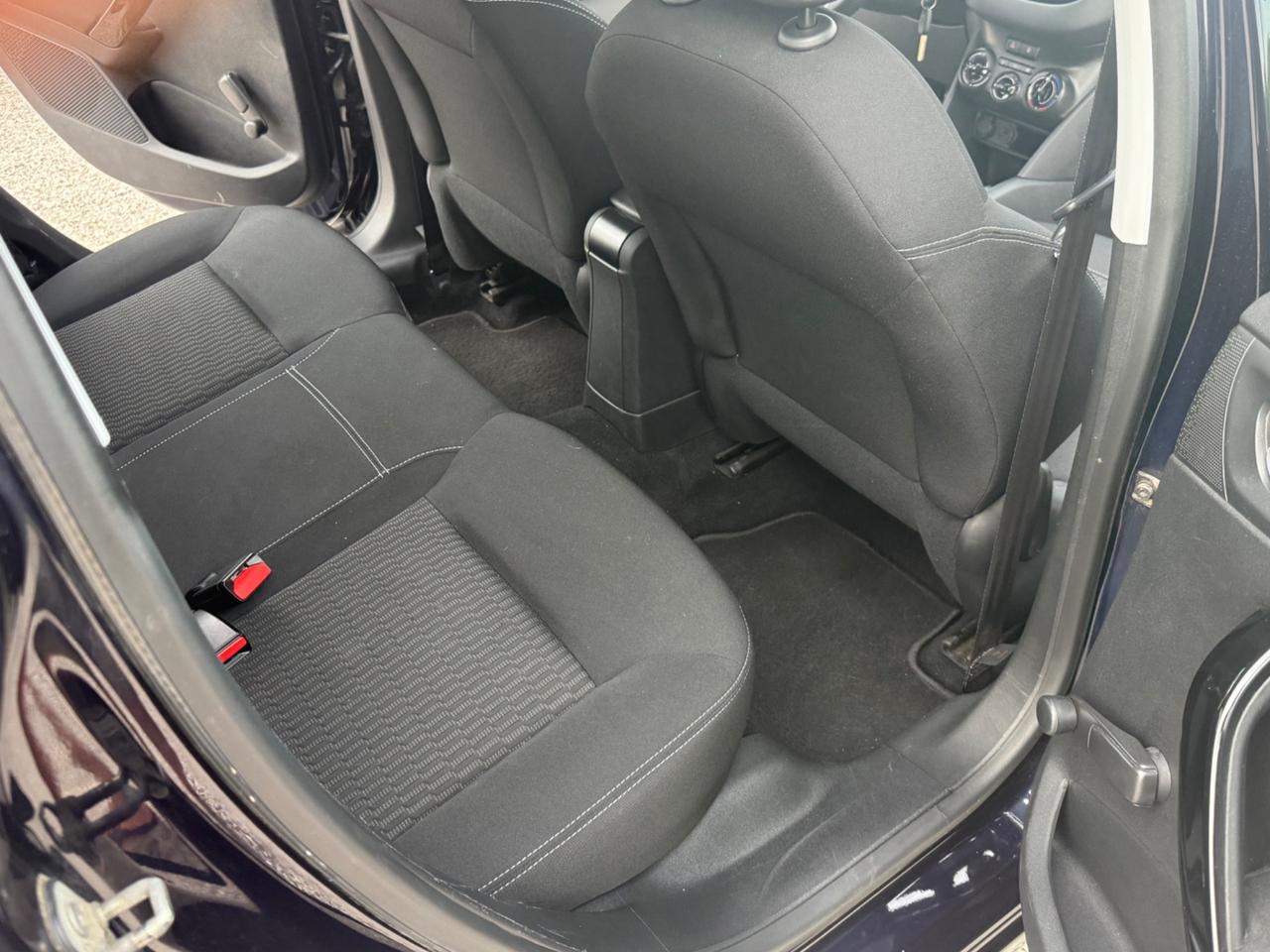Peugeot 208 PureTech 82 5 porte Active PASSAGGIO INCLUSO