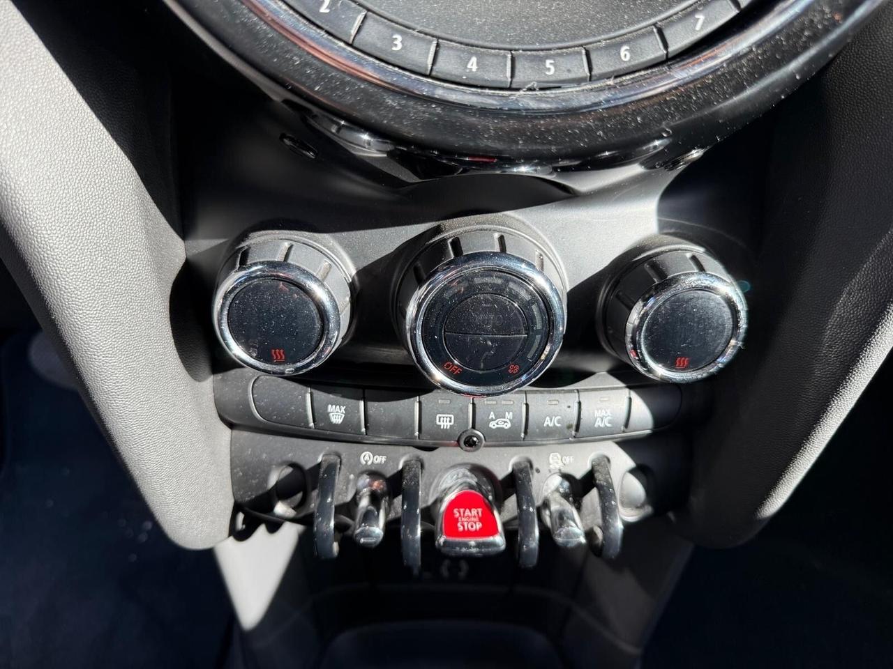 Mini 1.5 Cooper D Business XL Cambio Automatico