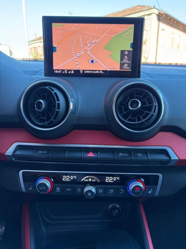 Audi Q2 1.6 tdi Business Design s-tronic FULL LED-NAVI-17"