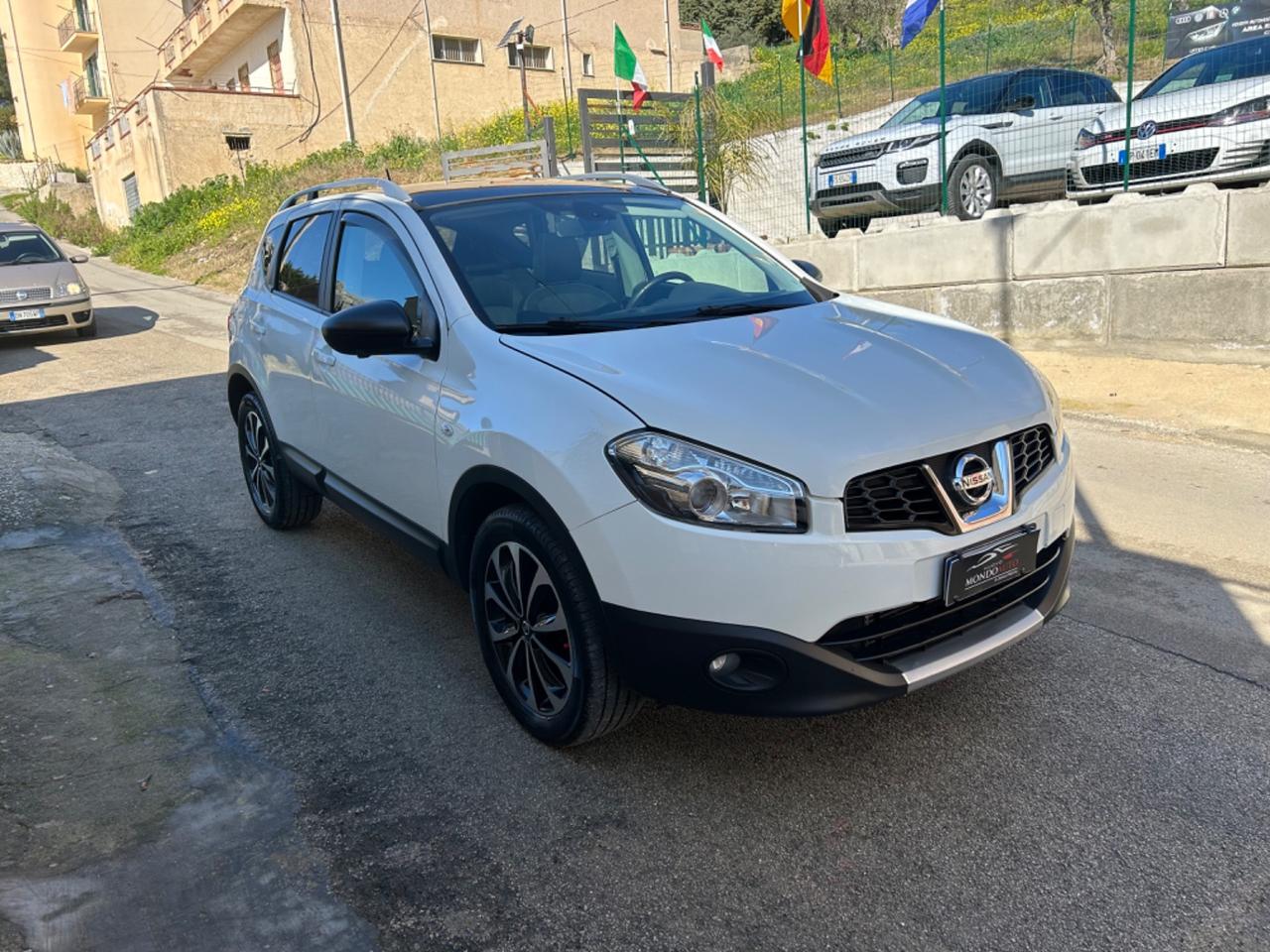 Nissan Qashqai 1.6 dCi DPF 360