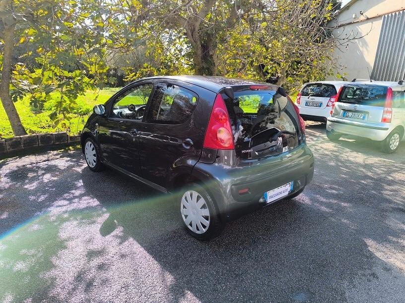 Peugeot 107 1.4 HDi 5p. Plaisir