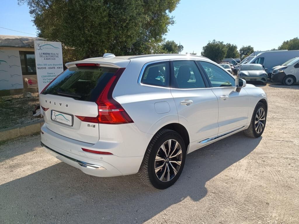 Volvo XC 60 B4 (d) AWD automatica Plus Bright