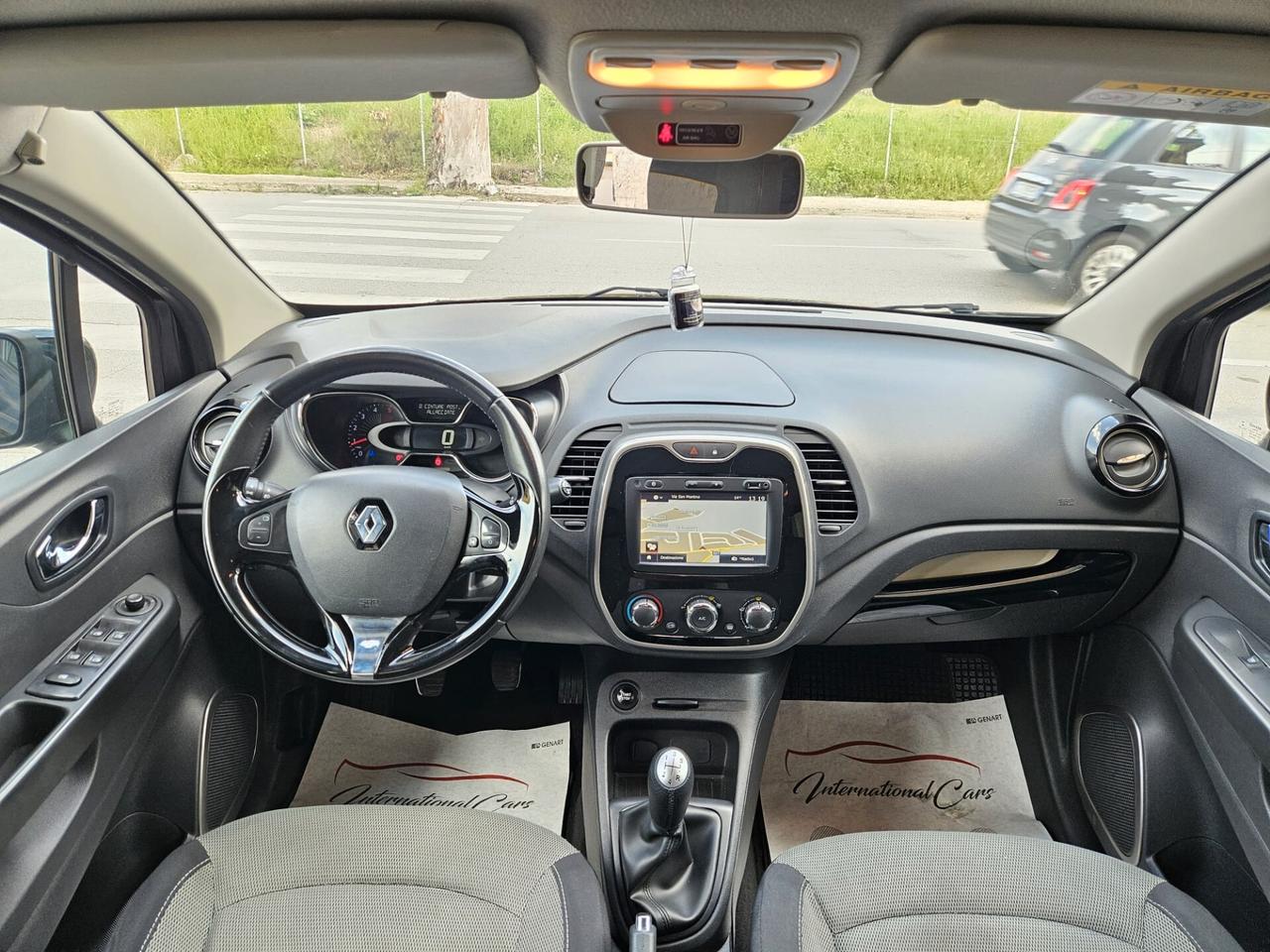 Renault Captur 1.5dci 66kw 90cv FULL NEOPATENTATI