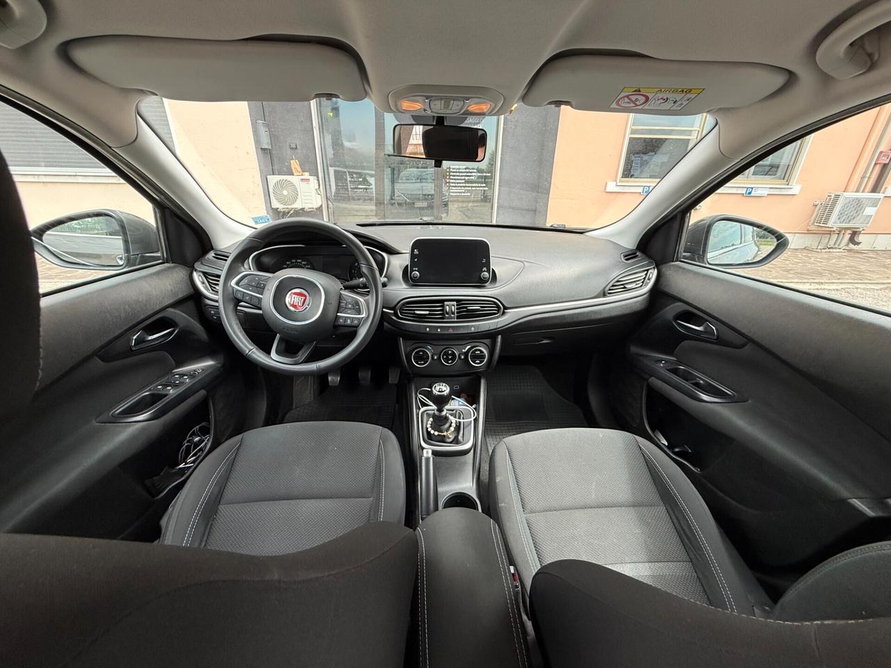 Fiat Tipo 1.6 Mjt S&S 5 porte Lounge