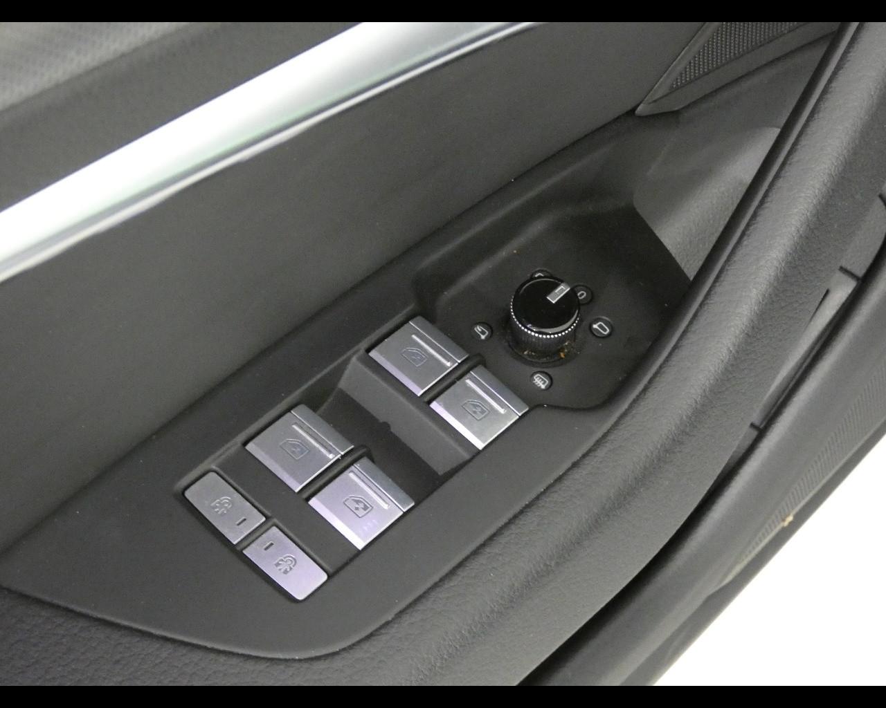 AUDI A6 5ª serie - A6 Avant 50 3.0 TDI quattro tiptronic Business Sport