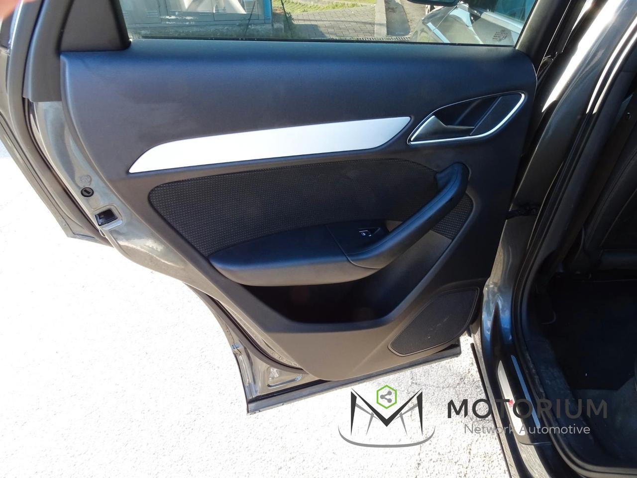 Audi Q3 2.0 tdi quattro 177cv s-tronic