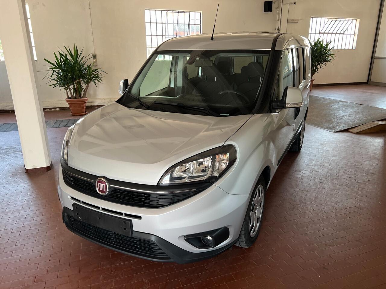 Fiat Doblo 1.6 MJT 120CV PC Combi N1 Autocarro 5 posti