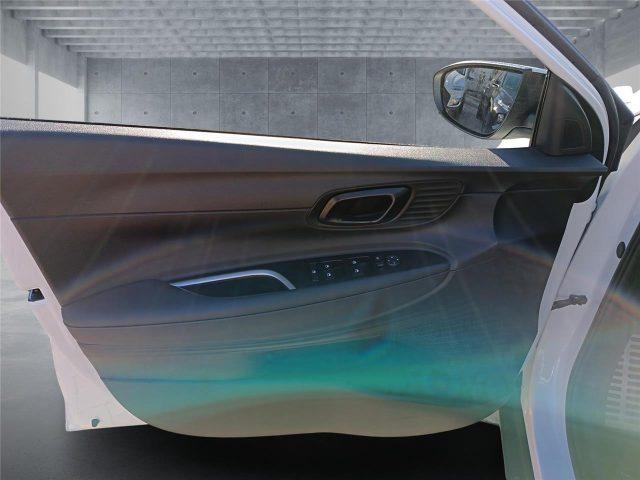 HYUNDAI Bayon Bayon 1.2 MPI MT XLine