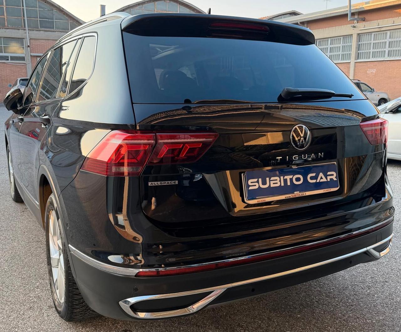 Volkswagen Tiguan Allspace 2.0 TDI SCR DSG Elegance 7 posti TETTO APRIBILE