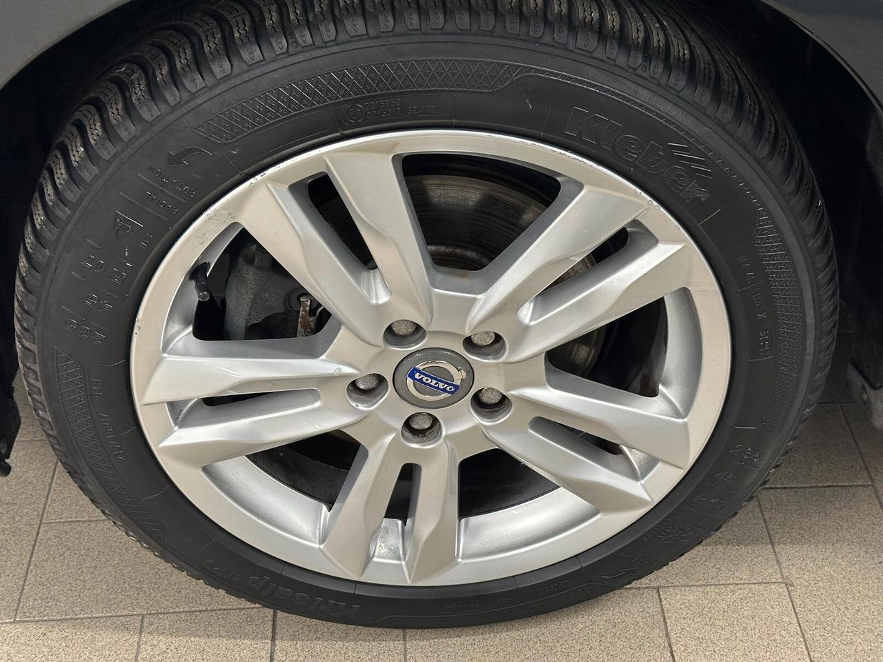Volvo V60 DRIVe Momentum