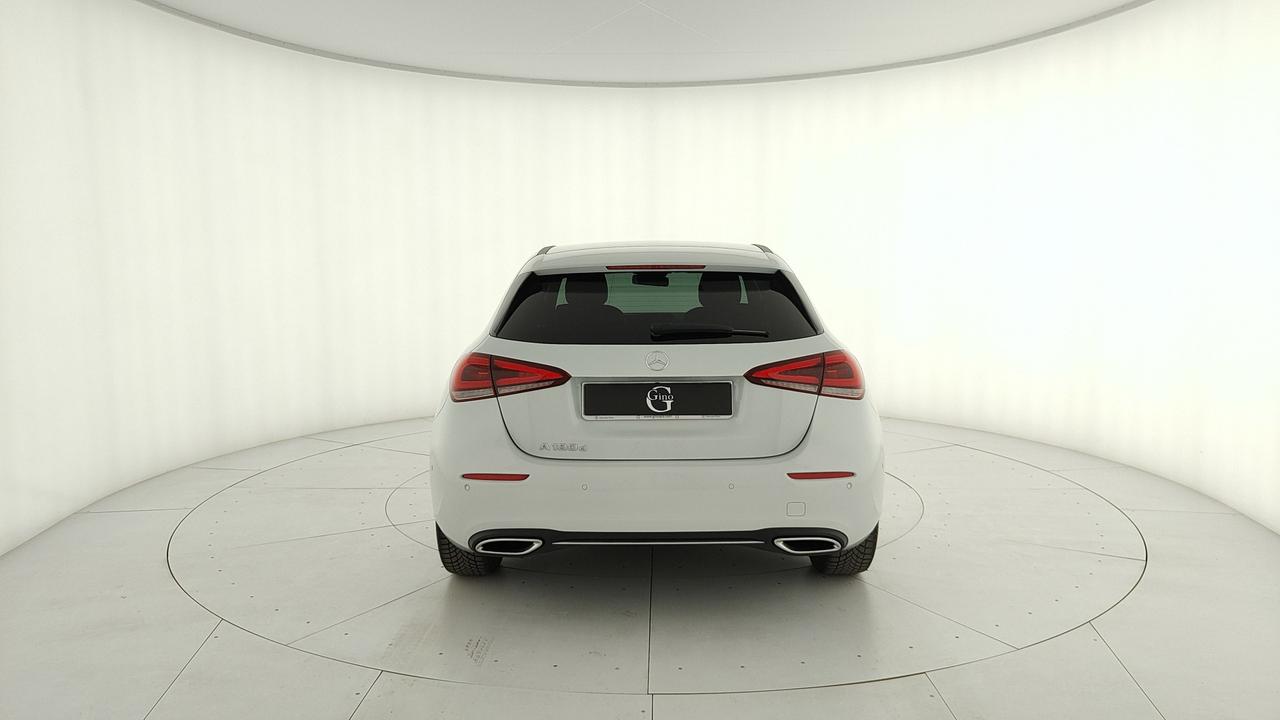 Mercedes-Benz A 180 d Sport auto