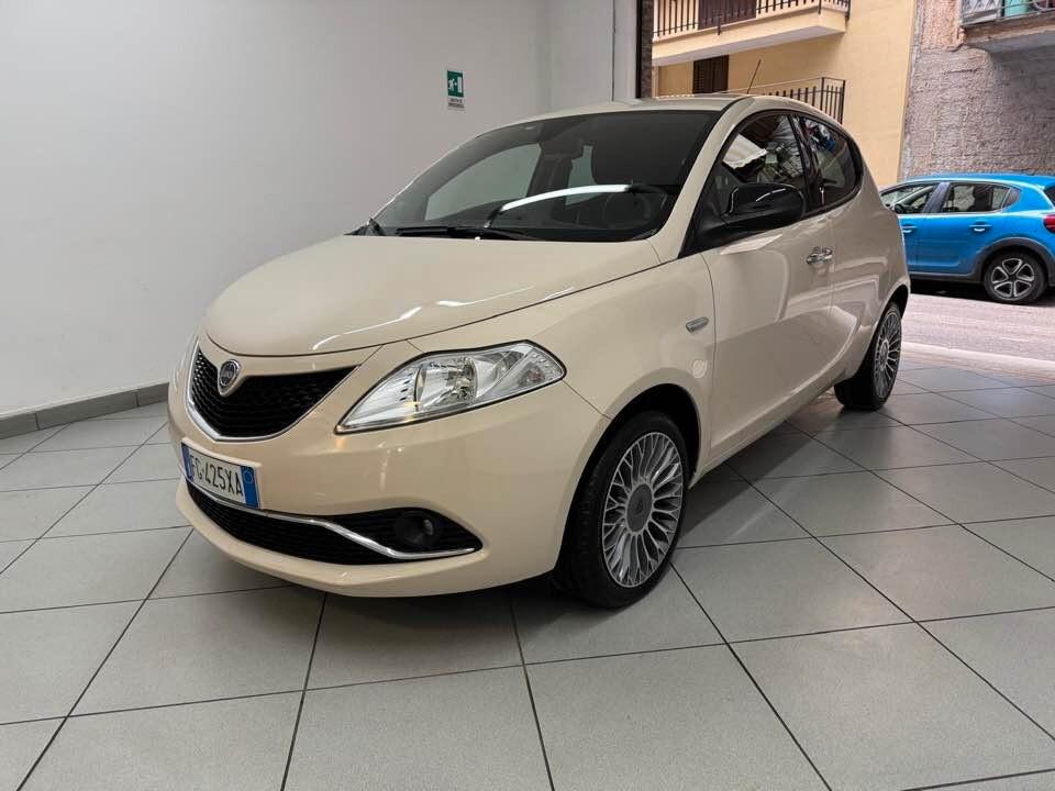 Lancia Ypsilon 1.3 MJT 16V 95 CV 5 porte Gold