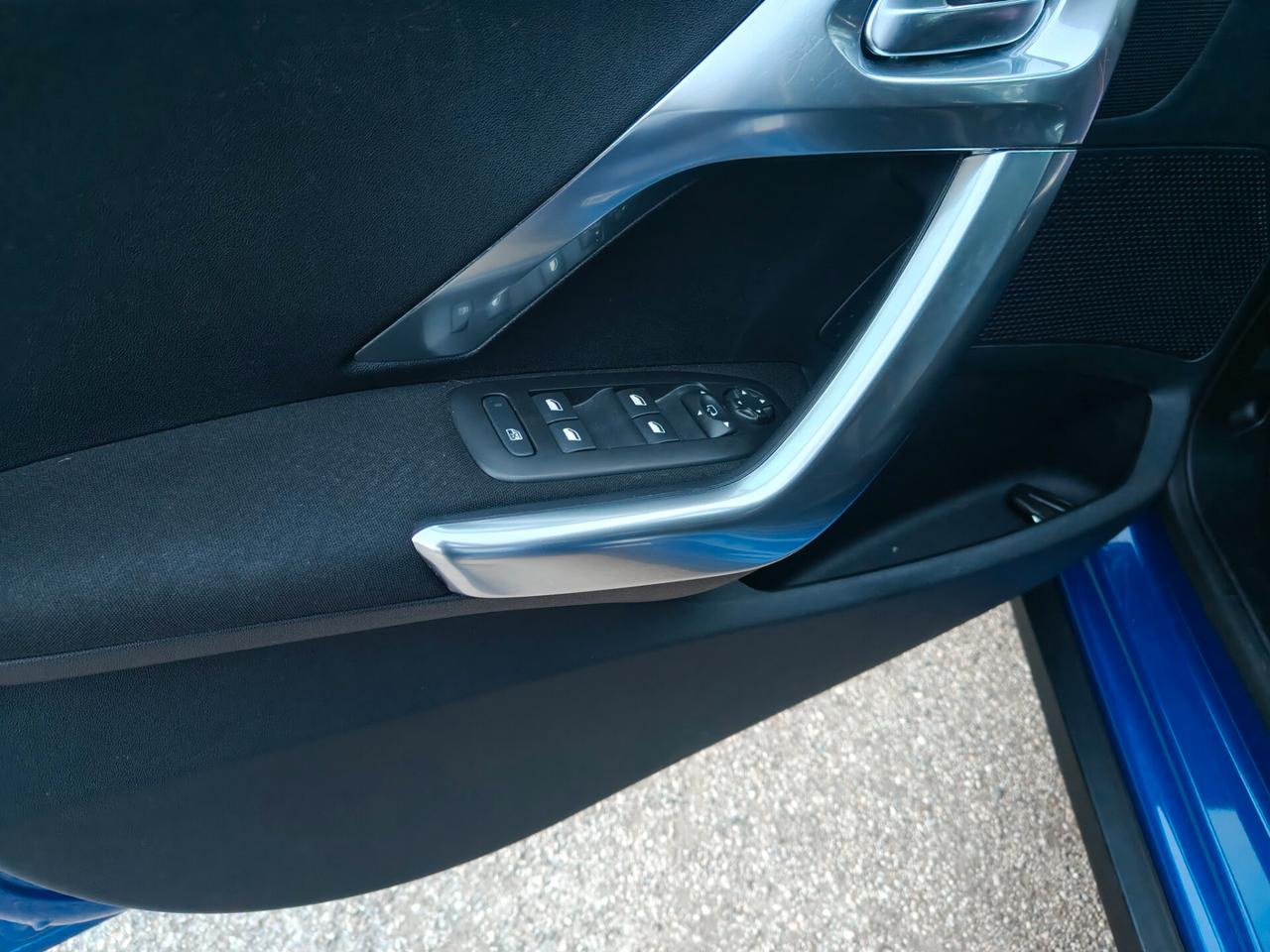 Peugeot 2008 1.5 BlueHDi 100cv S&S Allure