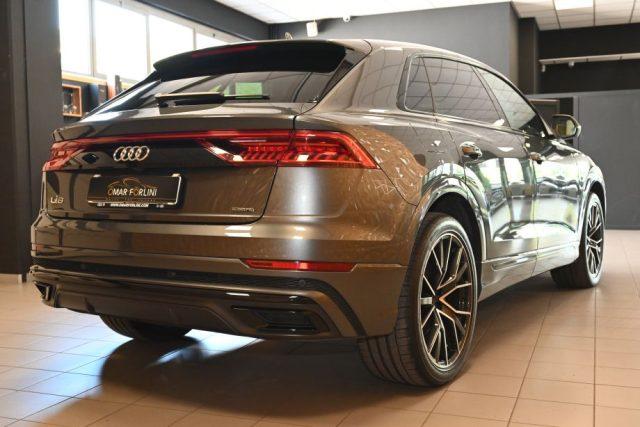 AUDI Q8 50TDI Q.TIP.286CV 2xS-LINE TET.22"SOSP.SED.RIS.CAM