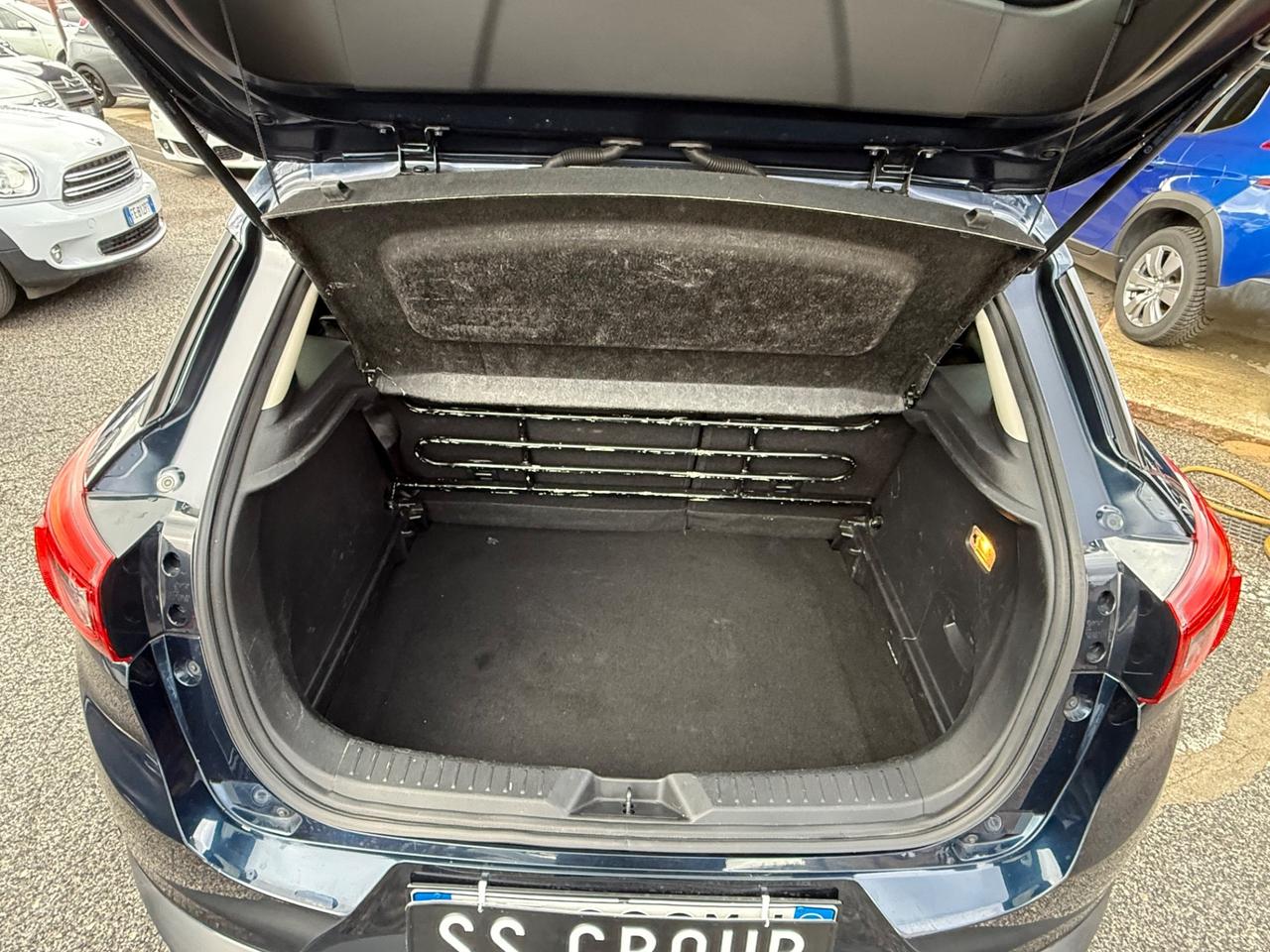 CX-3 1.5L Skyactiv-D Exceed-unipro-rate-pelle-Navi-