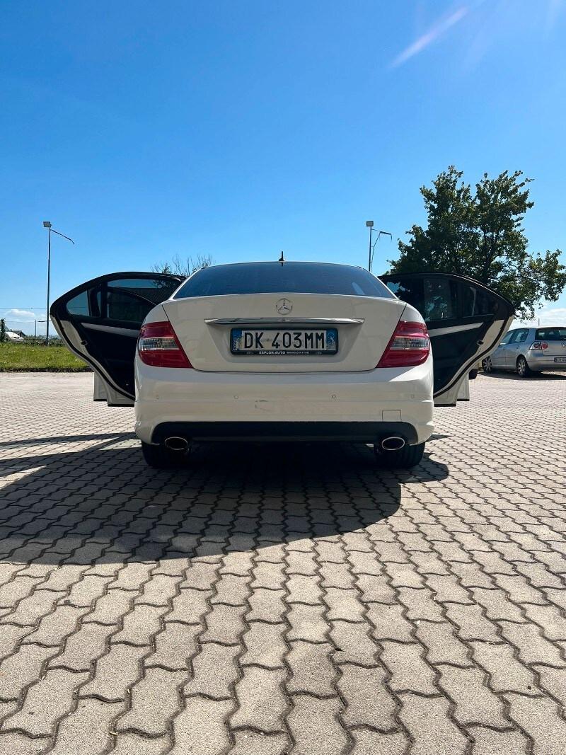 MERCEDES Classe C (W/S204) C 320 CDI 4Matic A...