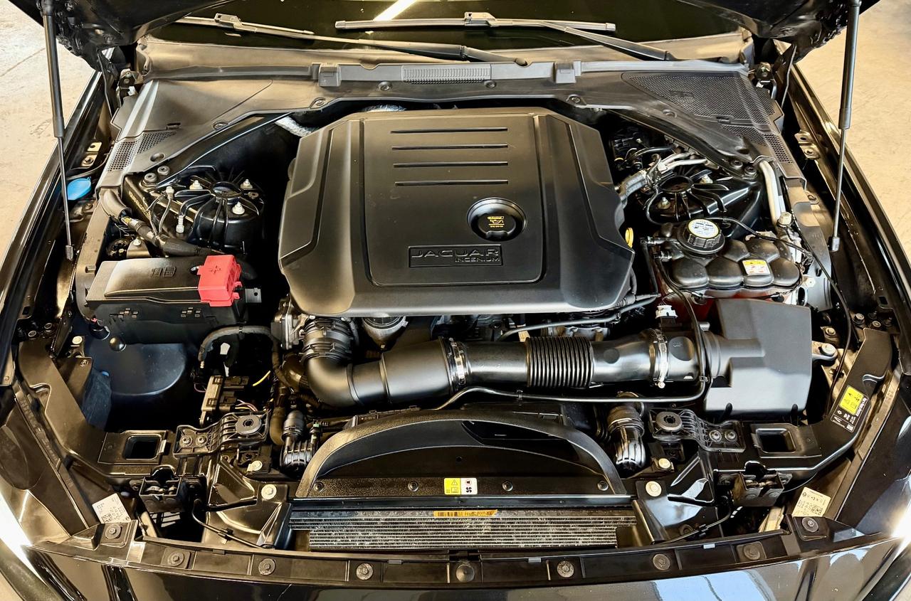 Jaguar XE 2.0 D Turbo aut. Prestige