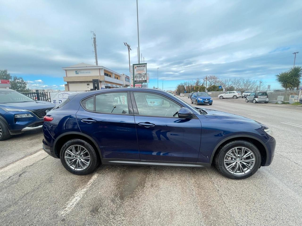 Alfa Romeo Stelvio 2.2 Turbodiesel 180 CV AT8 RWD Executive