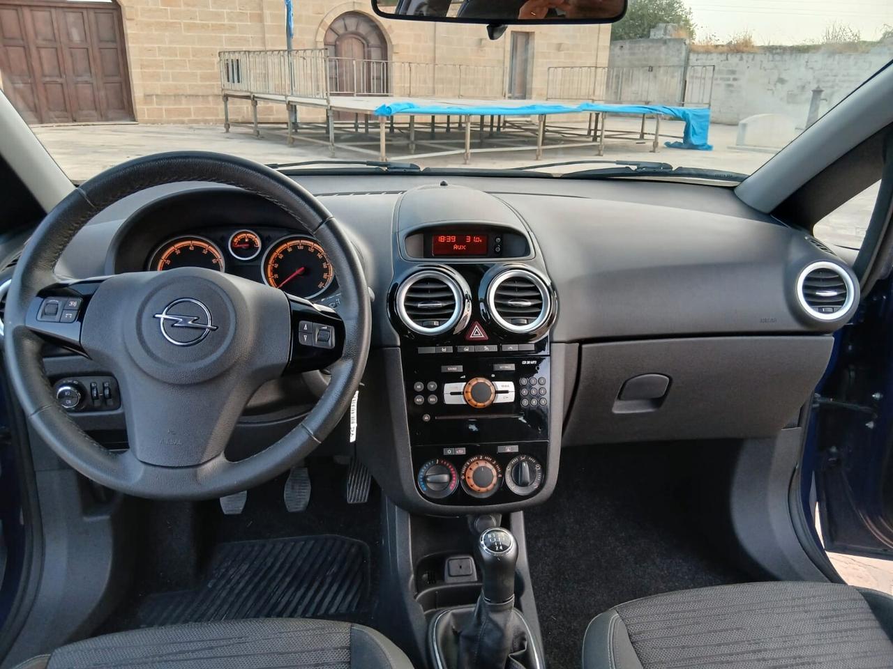 Opel Corsa 1.2 85CV 3 porte GPL-TECH Edition