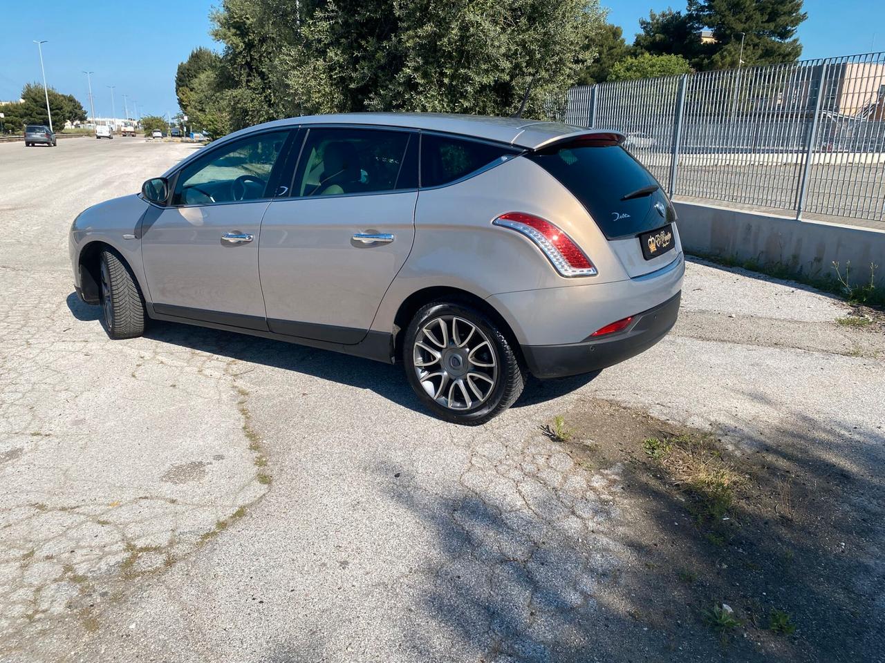 Lancia Delta 1.6 MJT DPF Selectronic Oro