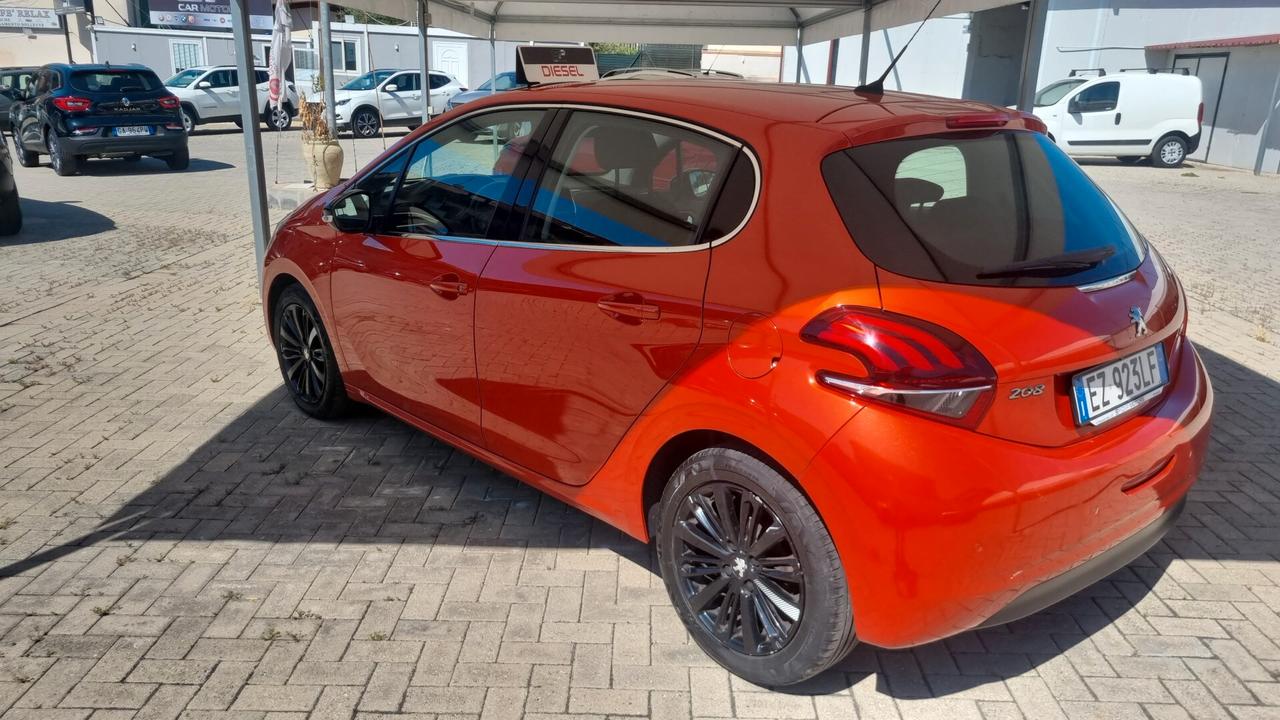 Peugeot 208 BlueHDi 75 5 porte Allure