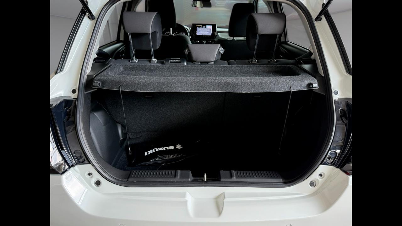 SUZUKI Swift VII - Swift 1.2h Top 2wd cvt