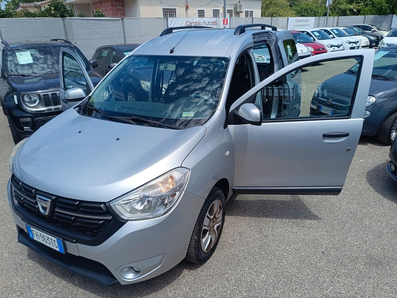 Dacia Dokker 1.6 8V 100CV Start&Stop GPL Lauréate