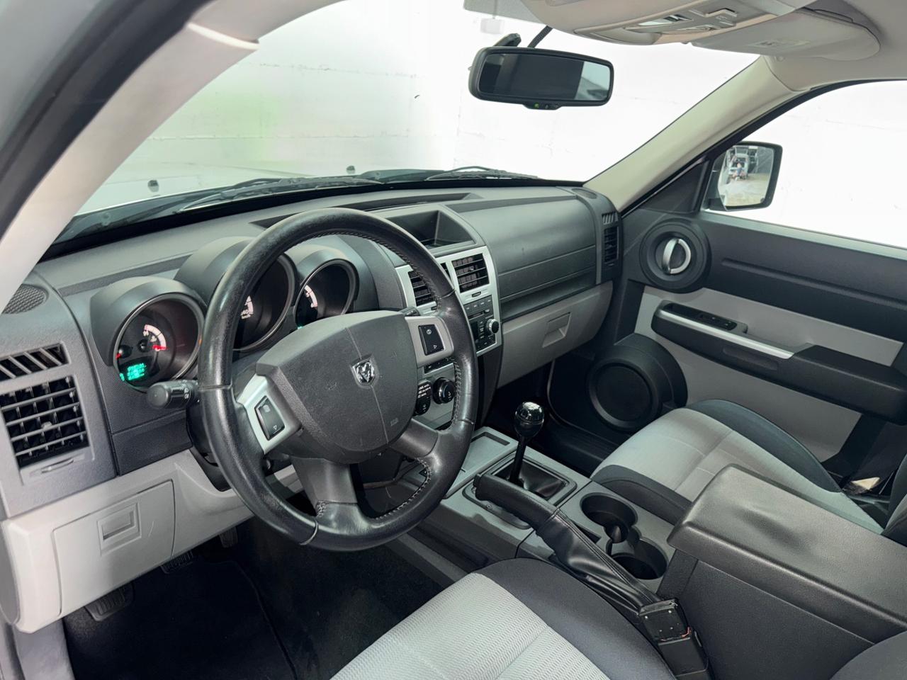 Dodge Nitro 2.8 CRD SE 4WD