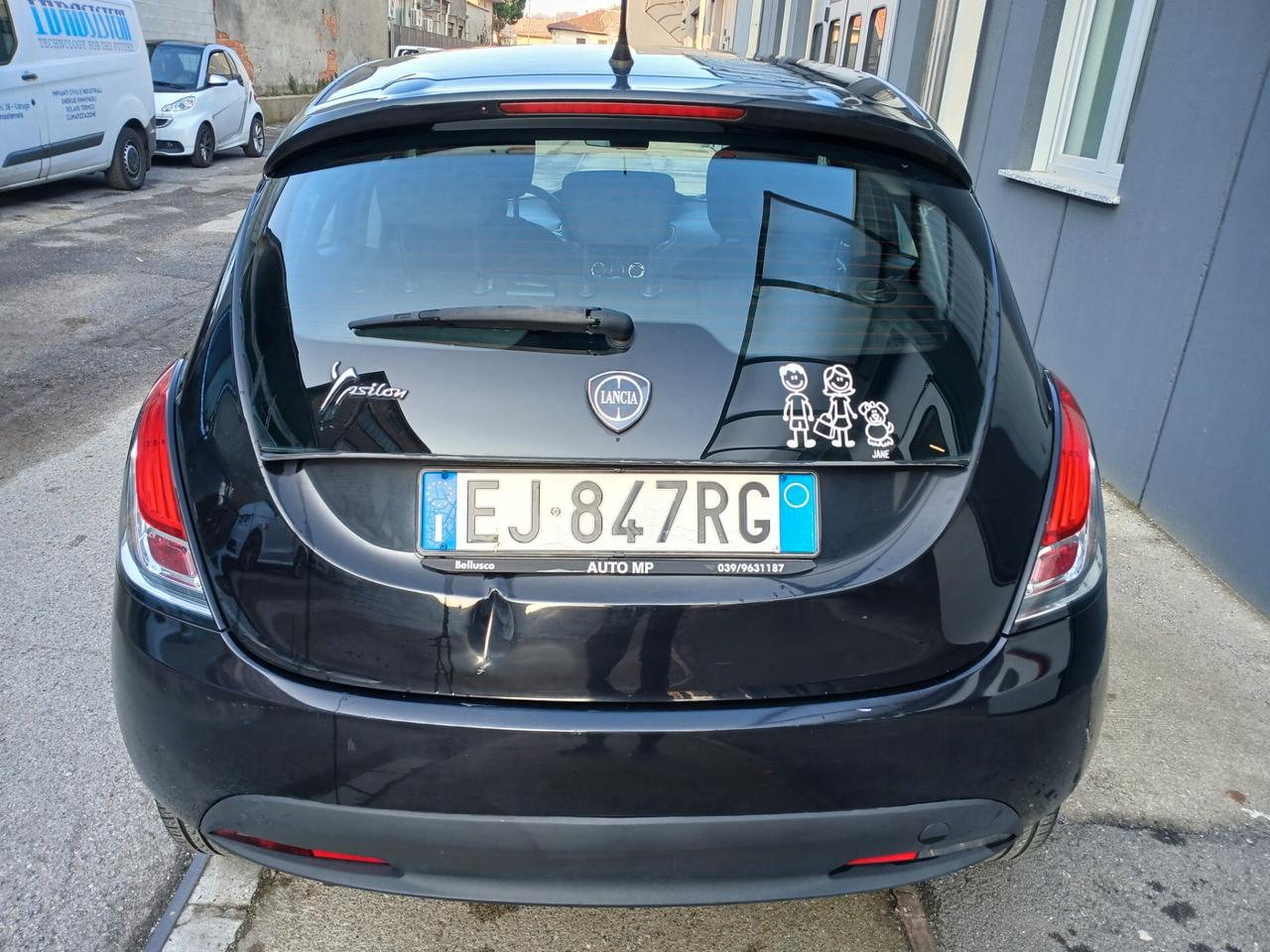 Lancia Ypsilon 1.2 69 CV Unyca*EURO5*NEOPATENTATI