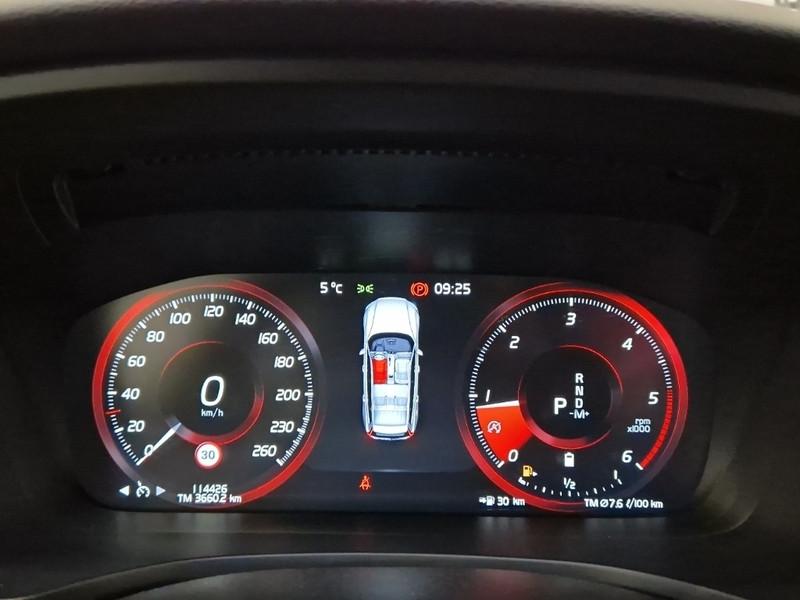 VOLVO V60 B4 D AUTOM. MOMENTUM BUSINESS 5 PORTE STATION WAGON