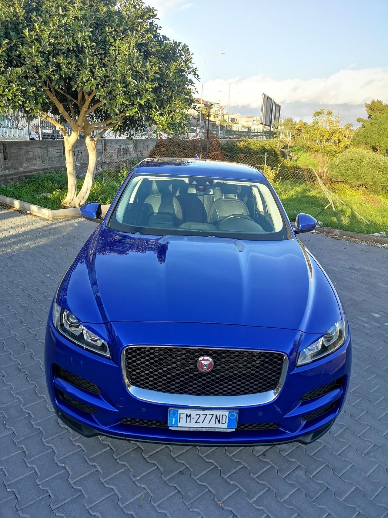 Jaguar F-Pace 2.0 D 163 CV Portfolio
