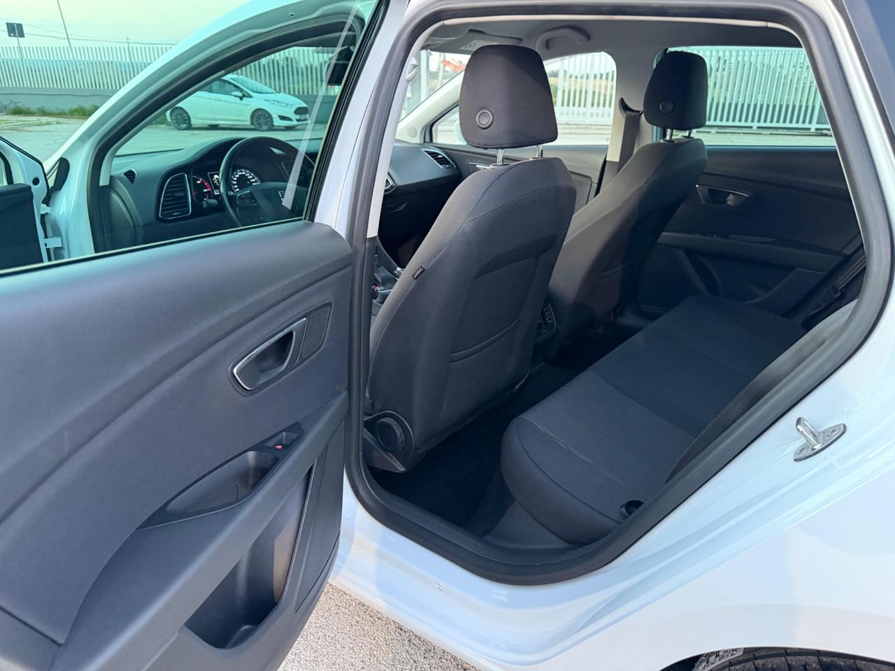 SEAT LEON 1.6 TDI 110 CV DSG FULL LED MY17 68000KM