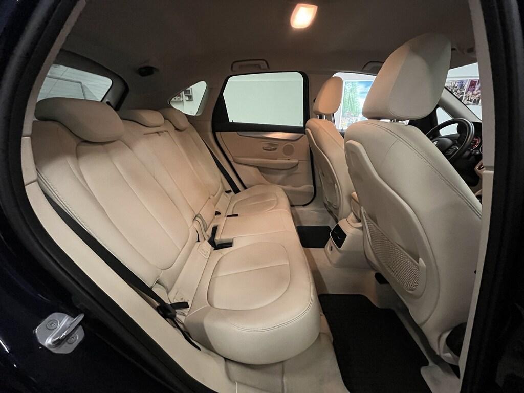 BMW Serie 2 Active Tourer 218 d Luxury Business Pack