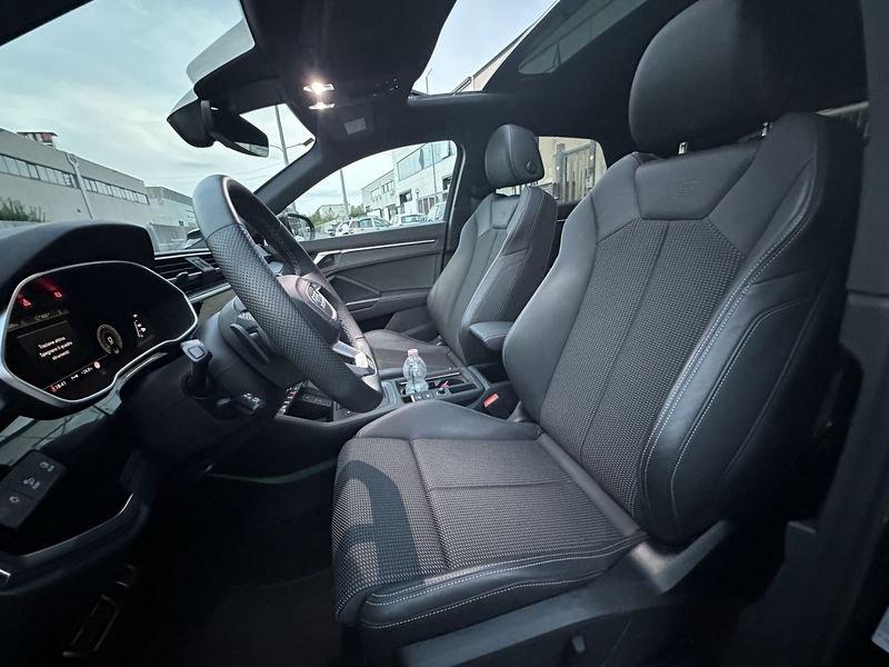 Audi Q3 Sportback Sportback 35 TDI S-tronic Identity Black S-line 150cv