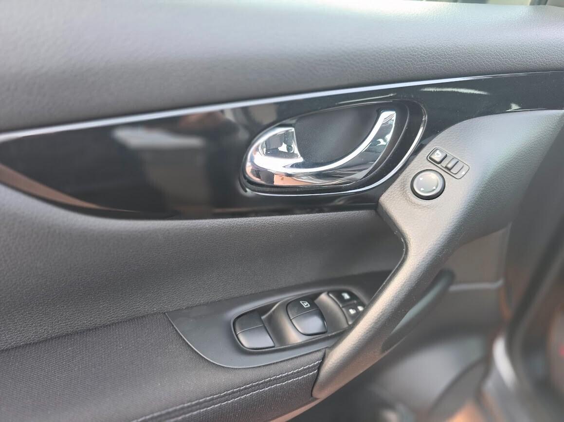 Nissan Qashqai 1.5 dCi N-Connecta