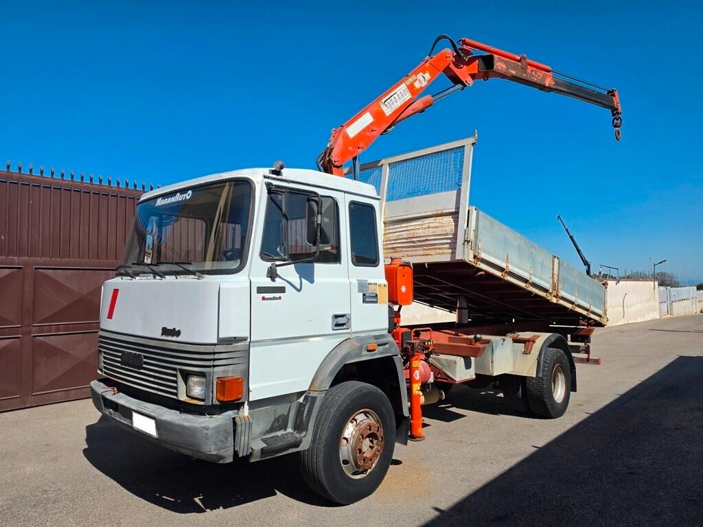 IVECO 145-17 GRU E RIBALTABILE